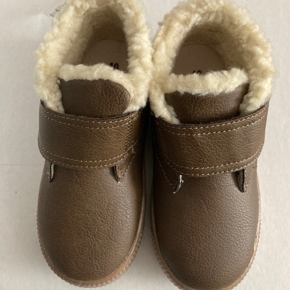 New Carter’s Brown Ankle Boots size 10 - Picture 1 of 5